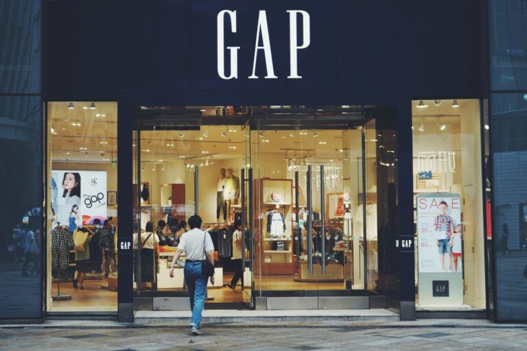 Gap-uses-AI-to-modernise-marketing-across-retail-brands-scaled-e1782355082374.jpg