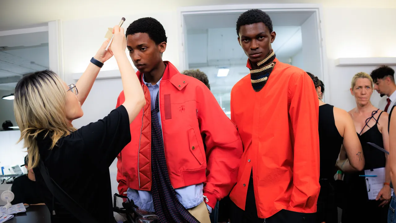sacai_parismensss27_backstage_acielle04.jpg